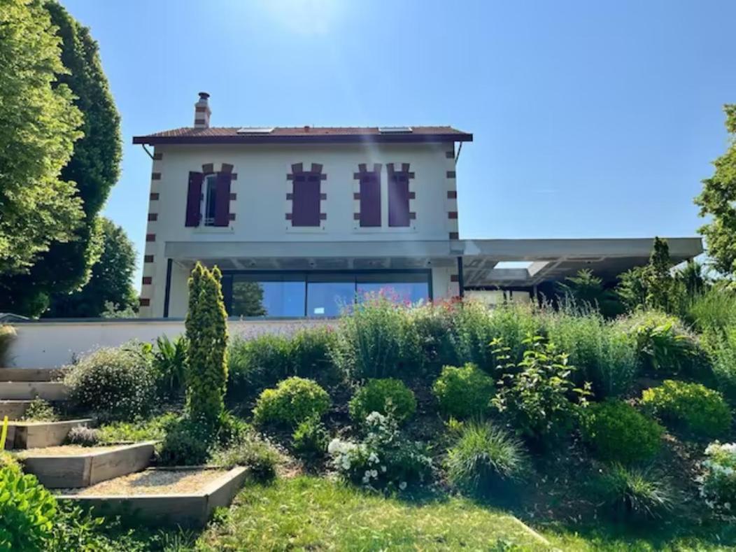 Les Palissieres - Chambres D'Hotes Mortagne-sur-Gironde Ngoại thất bức ảnh